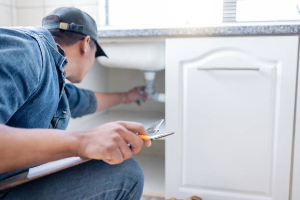 Best Emergency Plumber  in Salem, MO